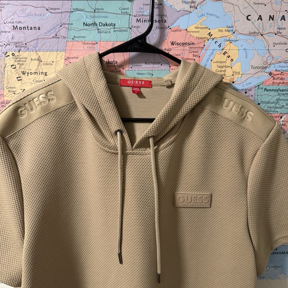 Guess Men’s T Shirt+Short Sleeve Hoodie XL Tan (Bundle Of 2) - Picture 7 of 10